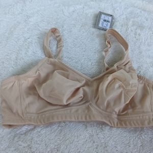 NWT Amoena Marlena Seamless Wire Free Bra 42B